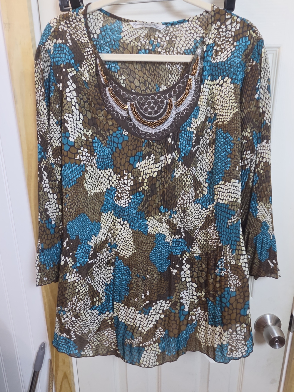 Boho Tunic Women’s Scoop Neck Pullover Top in Teal and Brown
